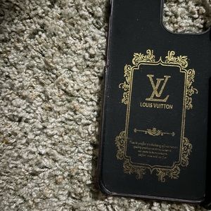LV i phone 12 pro max phone